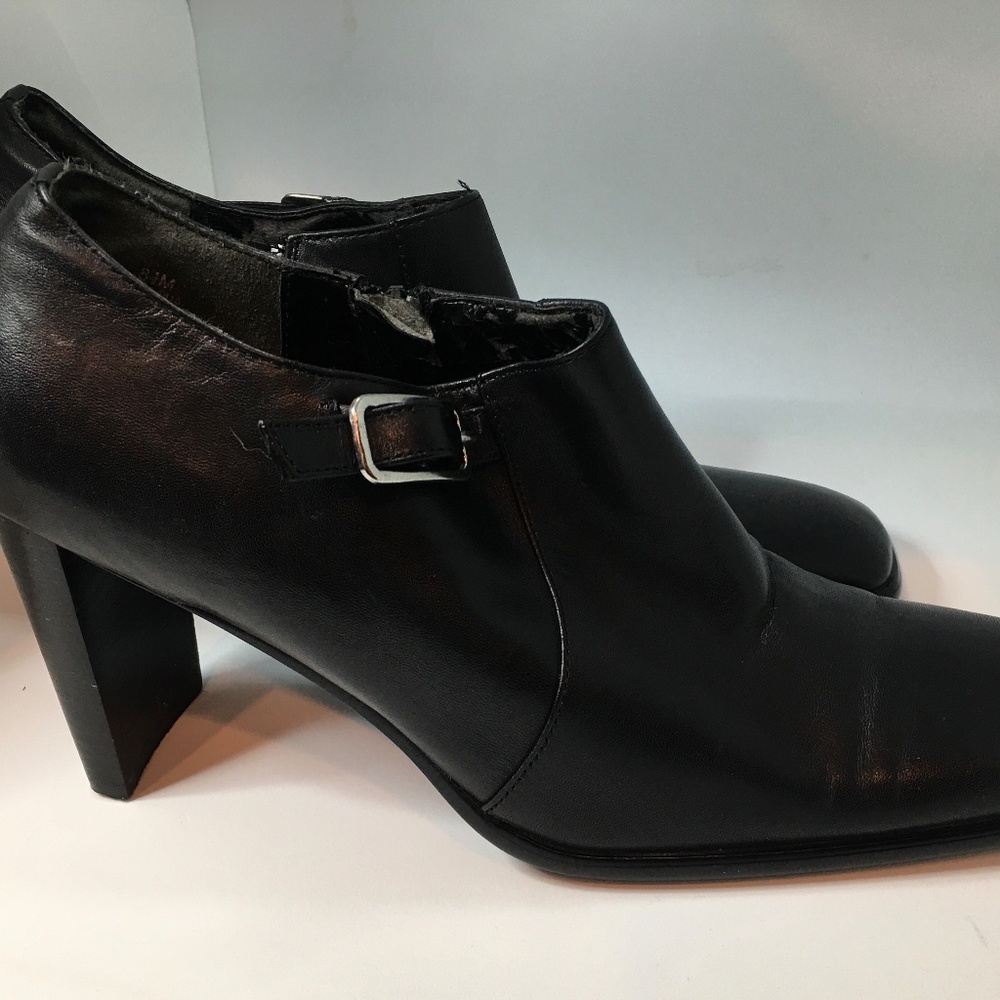 Womens Black Worthington Ankle Bootie Sz 9